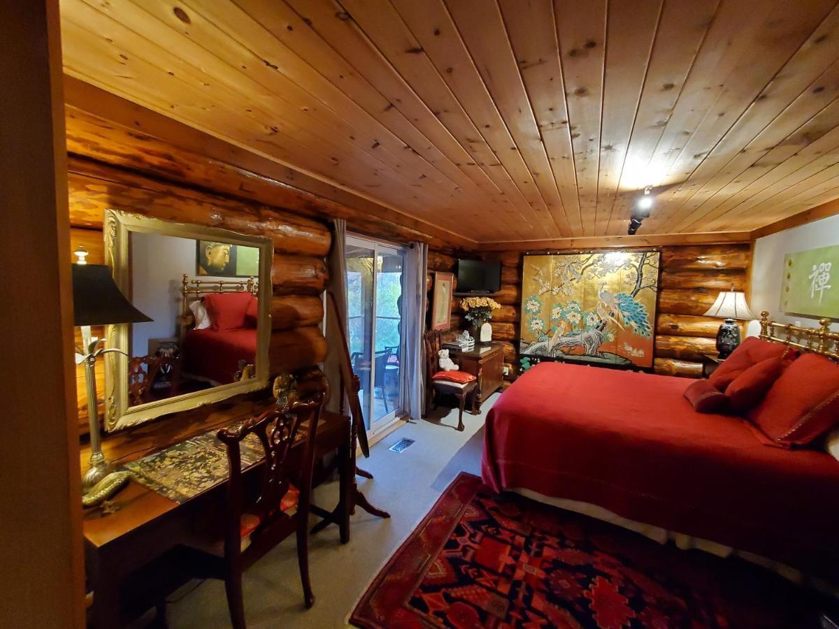 Shambhala Bed And Breakfast Buckhorn Exterior photo